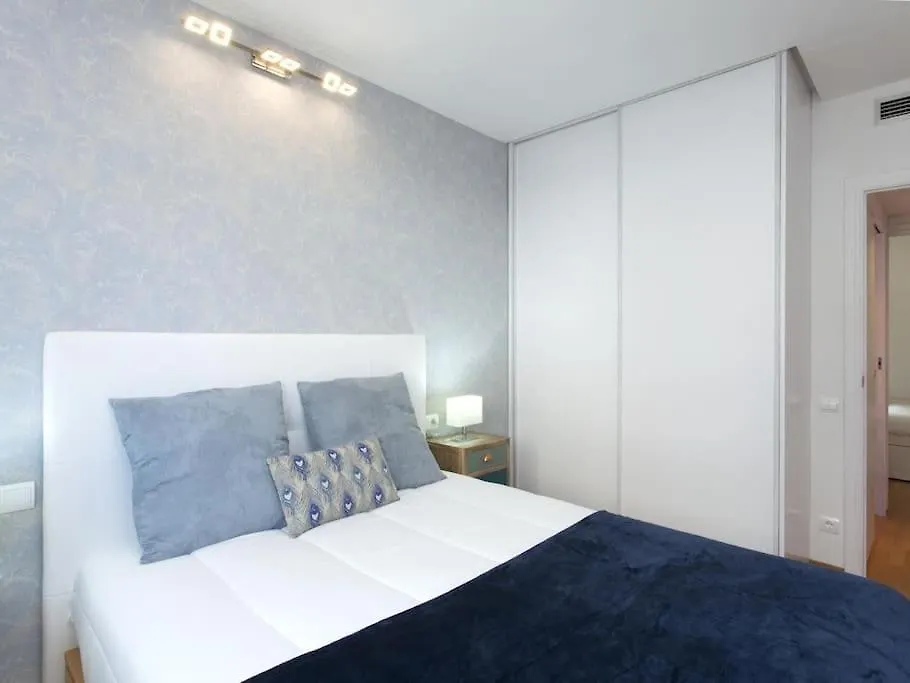 Cozy Apartment In Residential Center By Maison Pinata Barcelona Spain