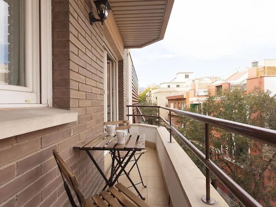 Cozy Apartment In Residential Center By Maison Pinata Barcelona Spain