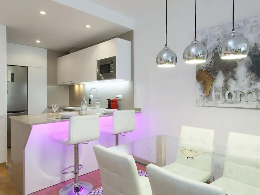 Cozy Apartment In Residential Center By Maison Pinata Barcelona Spain
